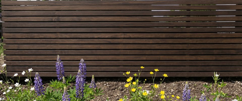 Finish lumber siding detail